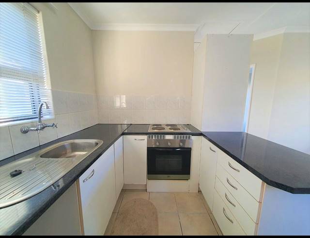 1 BEDROOM APARTMENT TO LET IN PAROW NORTH